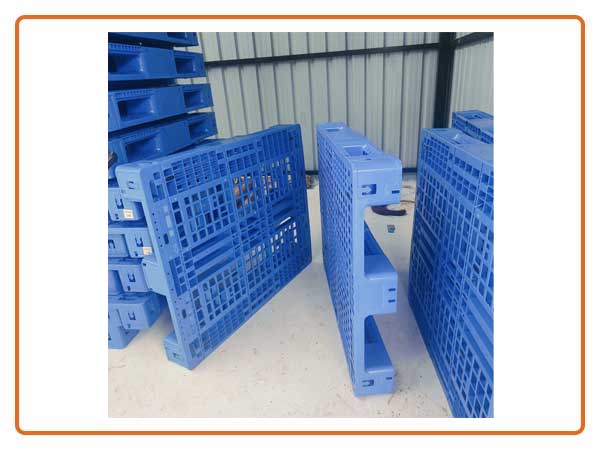 plastic-pallets