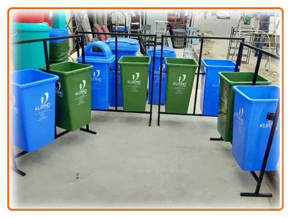 110 Litre Plastic Waste Bin